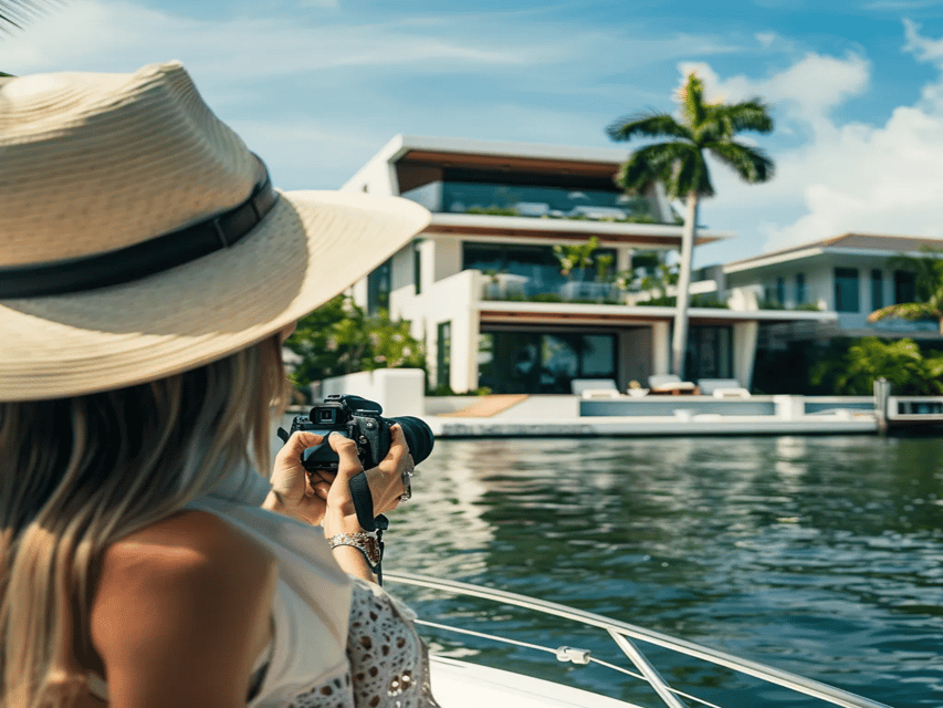 Miami: Celebrity Homes & Millionaire Mansions Boat Tour – Miami, Florida