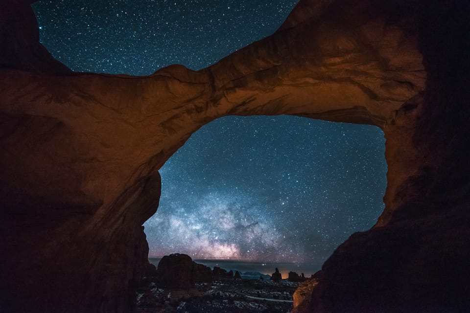 Moab: The Windows Astro-Photography and Stargazing Hike – Arches National Park, Utah