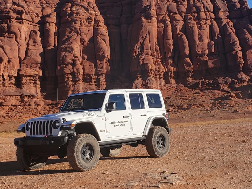 Morning Canyonlands Island In The Sky 4×4 tour – Canyonlands National Park, Utah