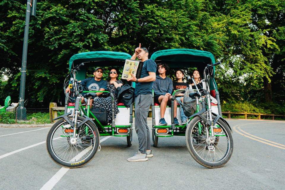 NYC: Central Park Celebrity Homes & Film Spots Pedicab Tour – New York City, New York