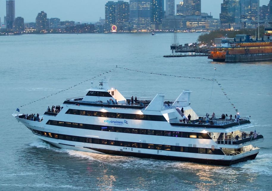 NYC: Christmas Day Buffet Brunch or Dinner Harbor Cruise – New York City, New York