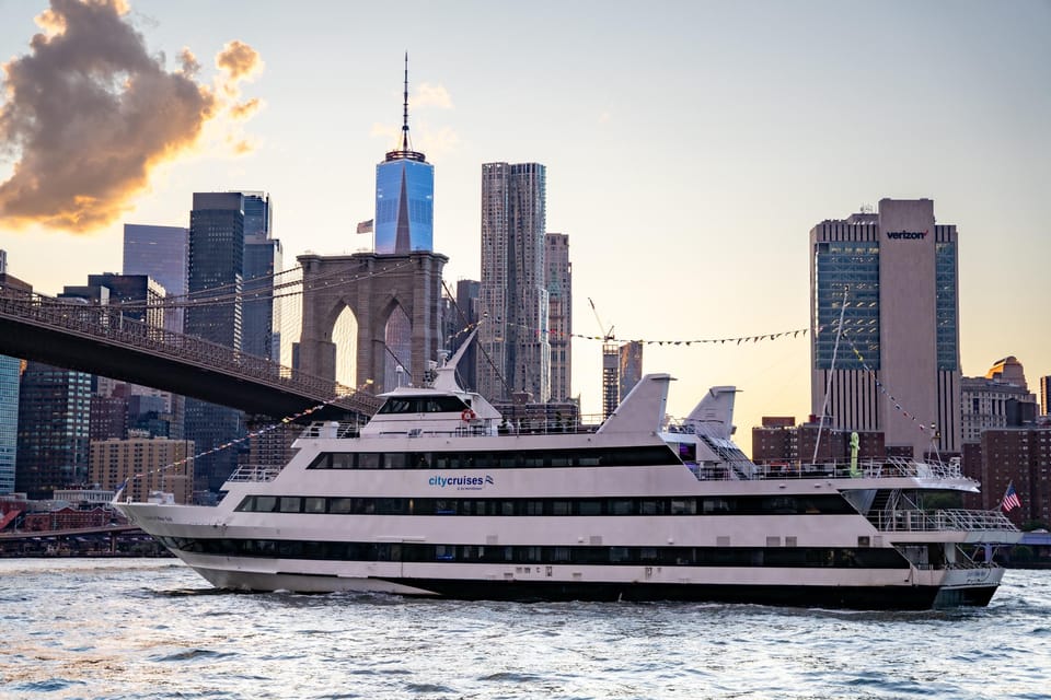 NYC: Christmas Eve Buffet Lunch or Dinner Harbor Cruise – New York City, New York