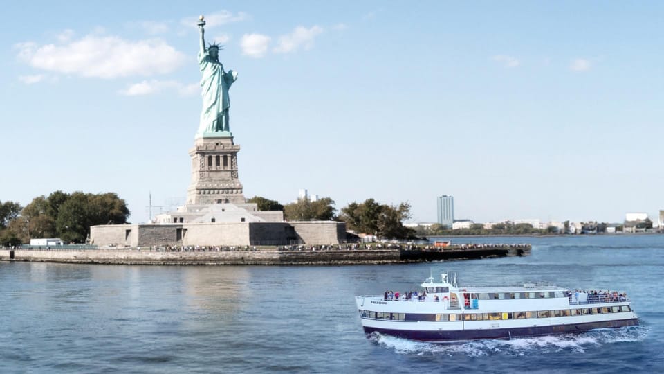 NYC: Liberty Cruise on New York Harbor with Live Guide – New York City, New York