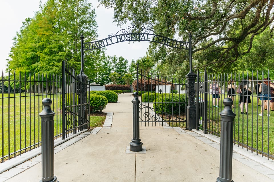 New Orleans: Cemetery Tour – New Orleans, Louisiana