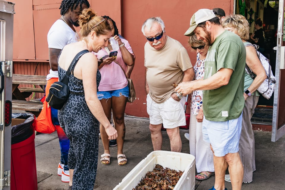 New Orleans: Garden District Food, Drinks & History Tour – New Orleans, Louisiana