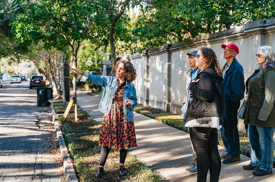 New Orleans: Garden District Guided Walking Tour – New Orleans, Louisiana