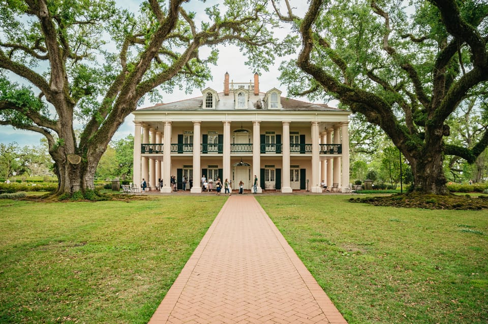 New Orleans: Oak Alley Plantation and Swamp Cruise Day Trip – Vacherie, Louisiana