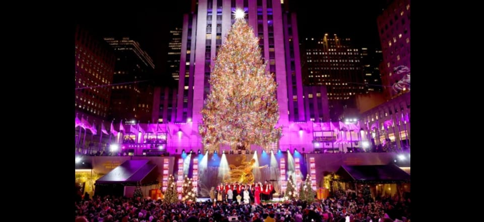 New York: Rockefeller Center Christmas Tree Pedicab Tour – New York City, New York