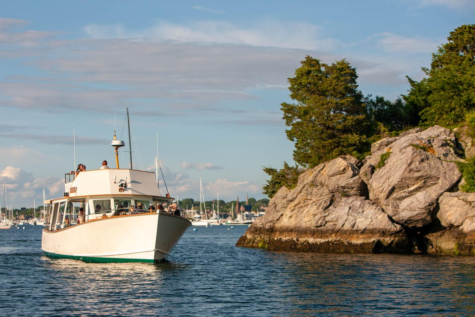 Newport: Morning Cruise with Complimentary Mimosa – Newport, Rhode Island