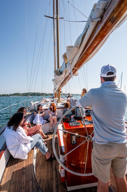 Newport: Schooner Sailing Tour – Newport, Rhode Island