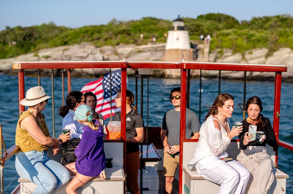 Newport: Sunset Cocktail Cruise – Newport, Rhode Island