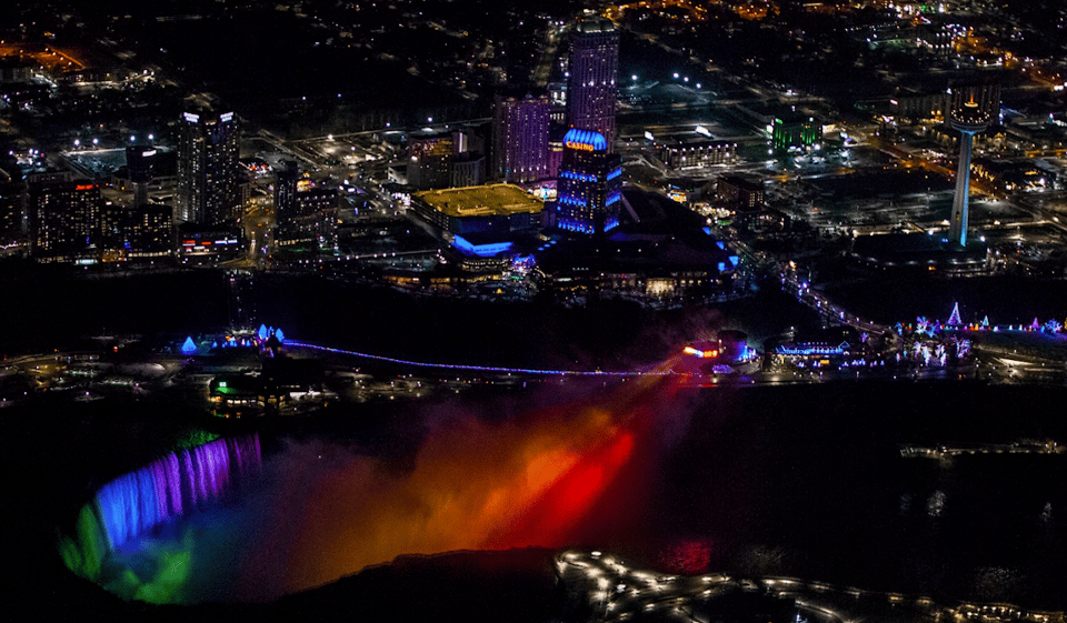 Niagara Falls, Canada: Nights & Lights Helicopter Experience – Niagara Falls, Canada