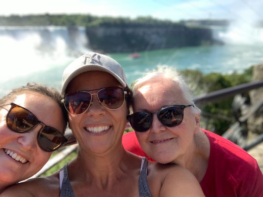 Niagara Falls: First Behind the Falls Tour & Boat Cruise – Niagara Falls, Canada