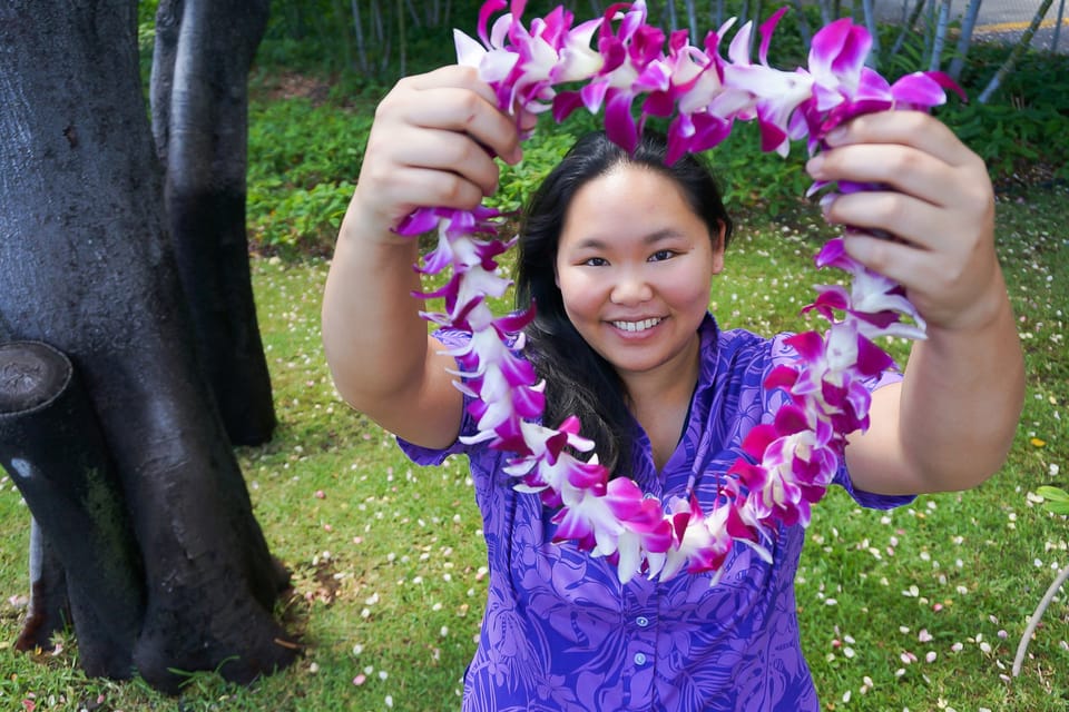 Oahu: Honolulu Airport (HNL) Traditional Lei Greeting – Honolulu, Hawaii