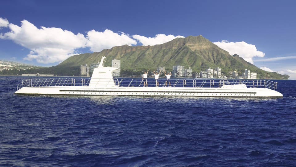 Oahu: Waikiki Submarine Tour – Honolulu, Hawaii