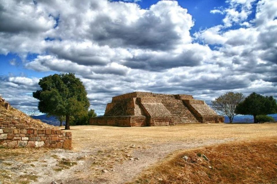 Oaxaca: Monte Alban & Atzompa Private Tour – Monte Albán Archaeological Site, Mexico