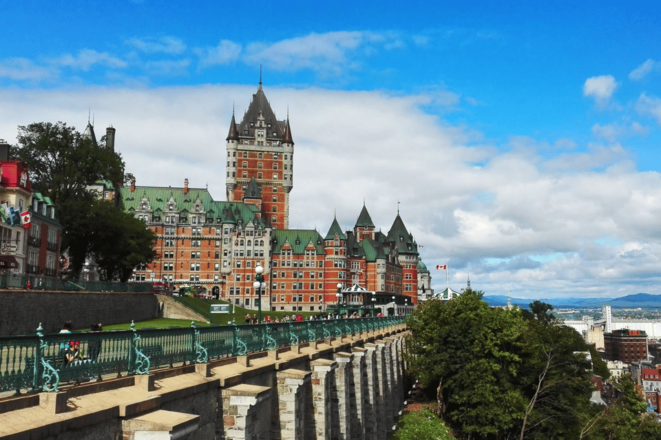 Old Québec: First Discovery Walk and Reading Walking Tour – Quebec City, Canada