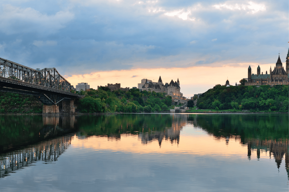 Ottawa: City Exploration Game and Tour – Ottawa, Canada