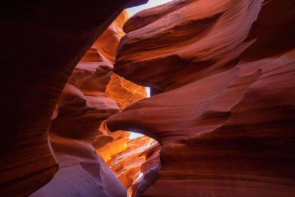 Page: Lower Antelope Canyon Walking Tour with Navajo Guide – Lower Antelope Canyon, Arizona