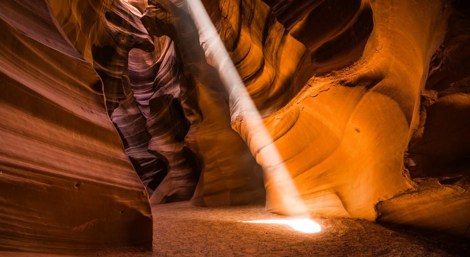 Page: Upper Antelope Canyon Sightseeing Tour w/ Entry Ticket – Upper Antelope Canyon, Arizona