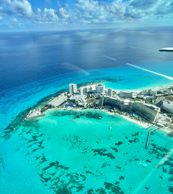 Panoramic flight to Cancun Hotel Zone and Isla Mujeres – Cancún, Mexico