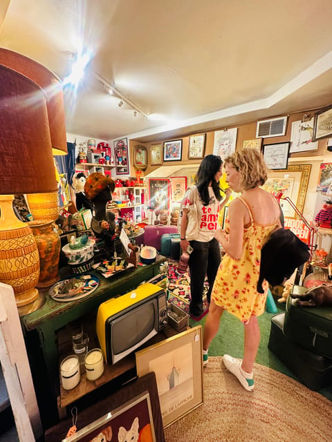 Philadelphia: Vintage Shopping and Food Tour – Philadelphia, Pennsylvania