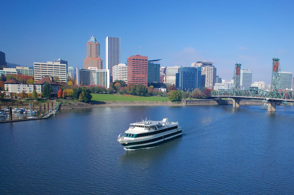 Portland: 2-hour Lunch Cruise on the Willamette River – Portland, Oregon