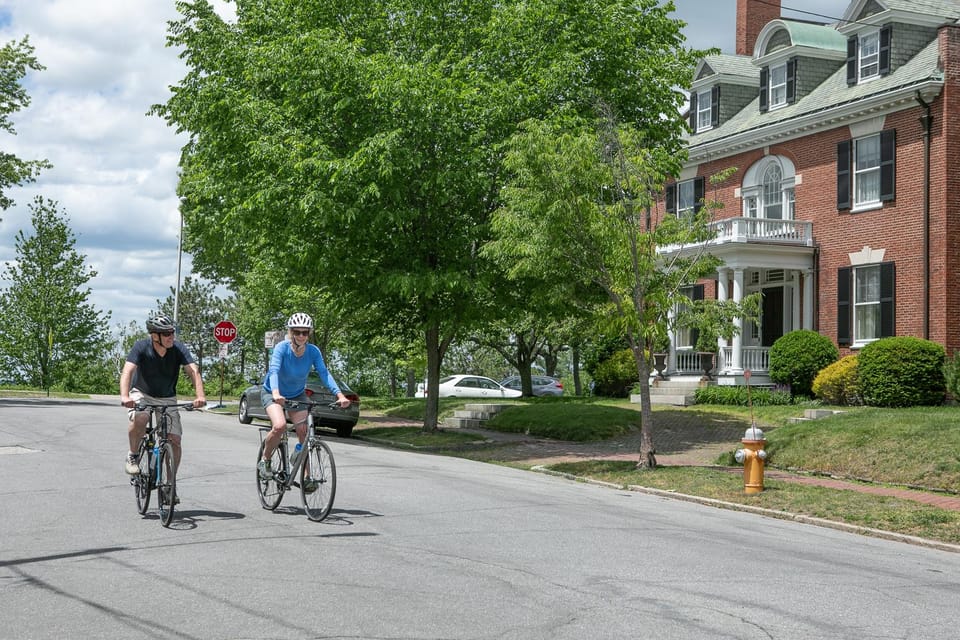 Portland, Maine: Guided Bike Tour Around The Peninsula – Portland, Maine