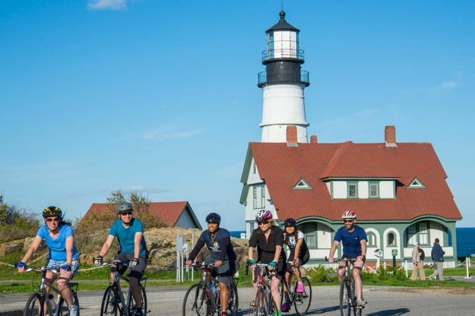 Portland, Maine: Lighthouse Bike Tour with Lobster Roll – Portland, Maine