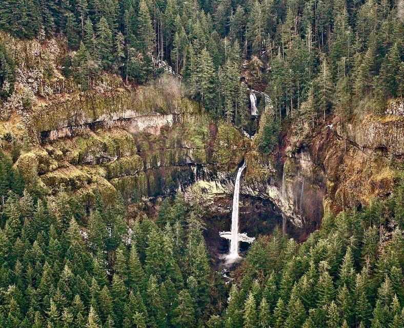 Portland: Multnomah Falls Scenic Air Tour – Columbia River Gorge, Oregon