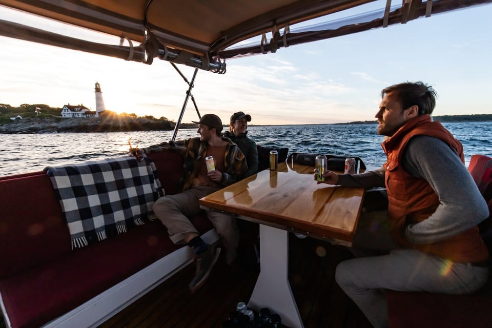 Portland: Private Charter on a Vintage Lobster Boat – Casco Bay, Maine