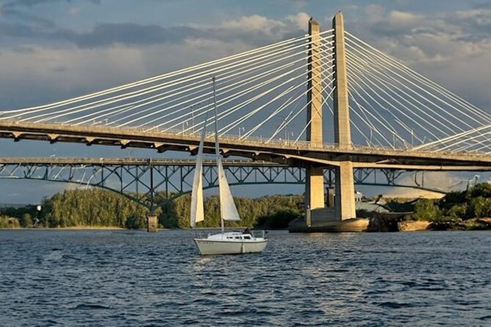 Portland’s Bridge City “12 Historic Bridges” Boat Tour – Portland, Oregon