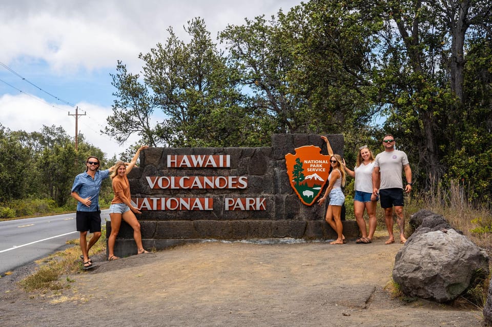 Private Big Island Tour:Coffee, Beaches,Volcanos & Waterfall – Hilo, Hawaii