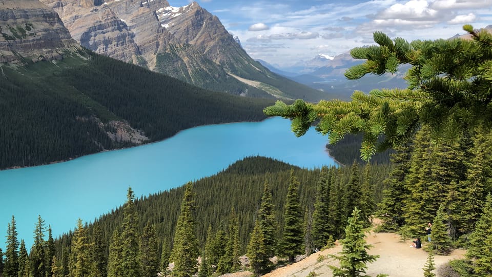 Private Icefields Parkway Tour w/ Lake Louise & Moraine Lake – Lake Louise, Alberta, Canada