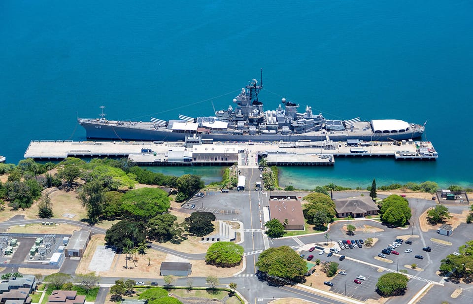 Private Pearl Harbor USS Arizona and USS Missouri – Honolulu, Hawaii