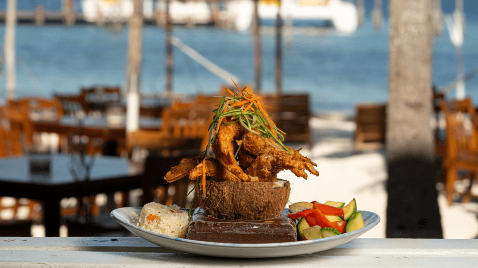 Romantic dinner in front of the sea – Flamingos Seafood Kitchen, Mexico