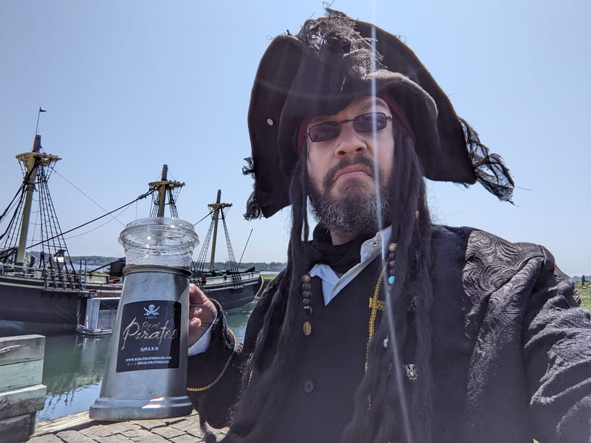 Salem: History of Salem Walking Tour w/Real Pirates Entry – Salem, Massachusetts