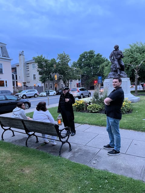 Salem: Vampires and Ghosts Walking Tour with Haunted Objects – Salem, Massachusetts