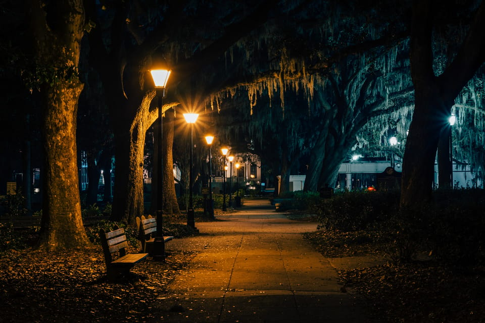 Savannah: Adults-Only Beyond Good and Evil Tour – Savannah, Georgia