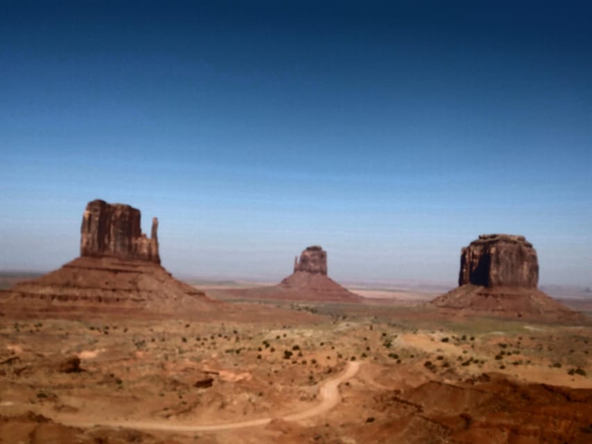 Sightseeing Vehicle Tour – Monument Valley, Utah