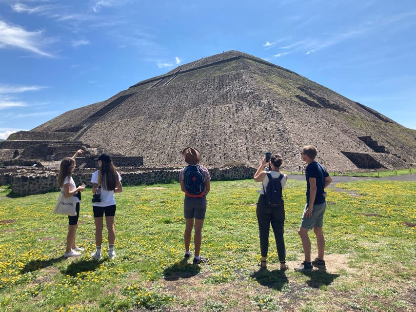 Teotihuacan VIP: tranportation, pyramids and caves – San Juan Teotihuacán, Mexico