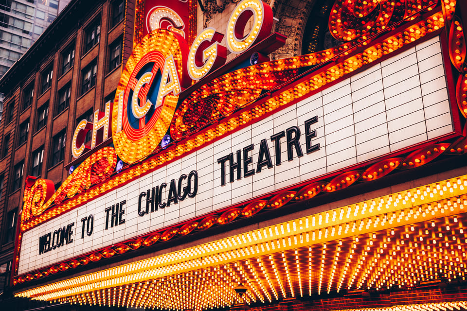 The Chicago Theatre: Tour Experience with Licensed Guide – Chicago, Illinois