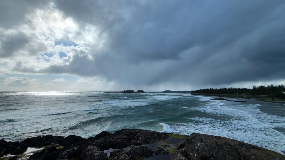 Tofino: Surf, Soak and Rainforest – Tofino, Canada