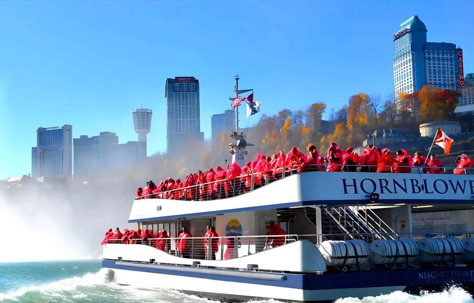 Toronto: Guided Niagara Falls Day Trip with Optional Cruise – Niagara Falls, Canada