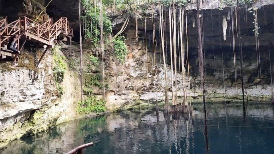 Tulum: Underwater Cave System at the Sac Actun Cenote – Tulum, Mexico