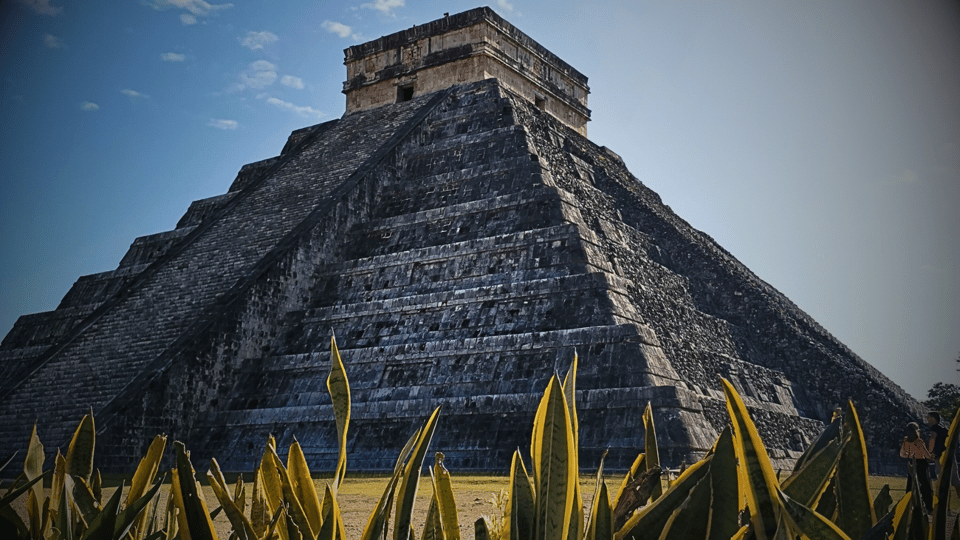 VALLADOLID: CHICHÉN ITZÁ + 2 CENOTES SHARED TRANSPORTATION – Piste, Mexico, Mexico