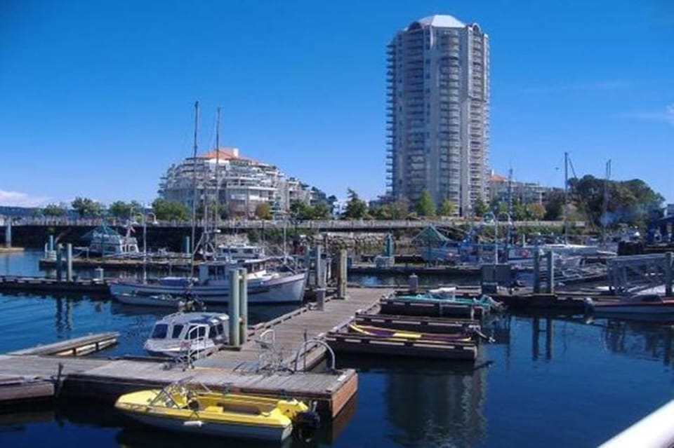 Vancouver to Nanaimo Harbour City Day Tour – Vancouver, Canada