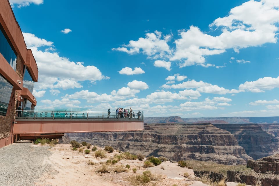 Vegas: Grand Canyon, Hoover Dam, Skywalk Option, & Two Meals – Grand Canyon West Rim, Arizona