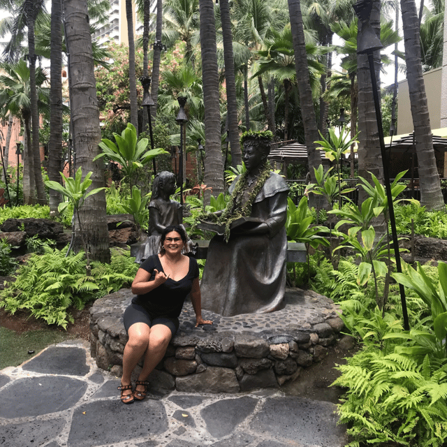 Waikiki Walking Tour (1 hour) – Honolulu, Hawaii