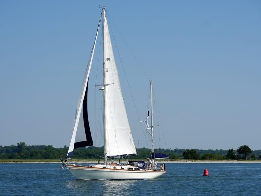 Wilmington: Wrightsville Beach Private Sailboat Cruise – Wrightsville Beach, North Carolina